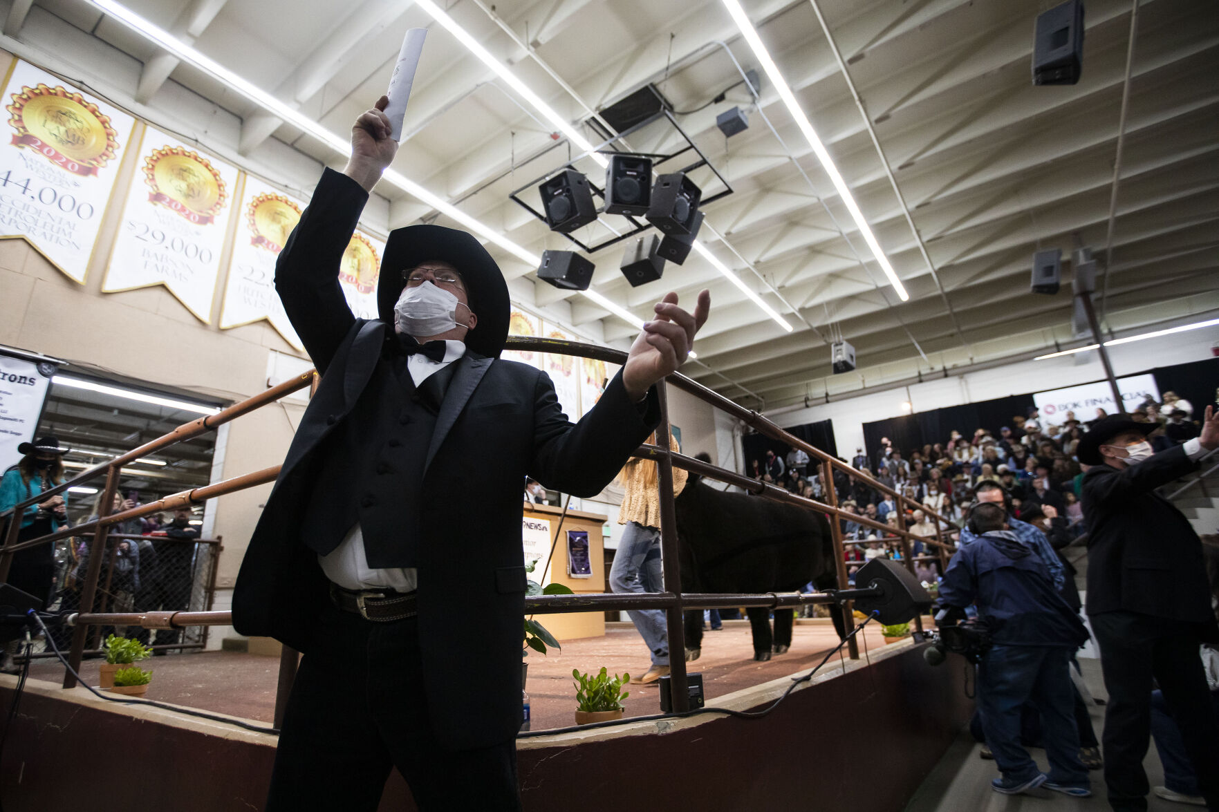 012222-news-JrLivestockAuction05.JPG